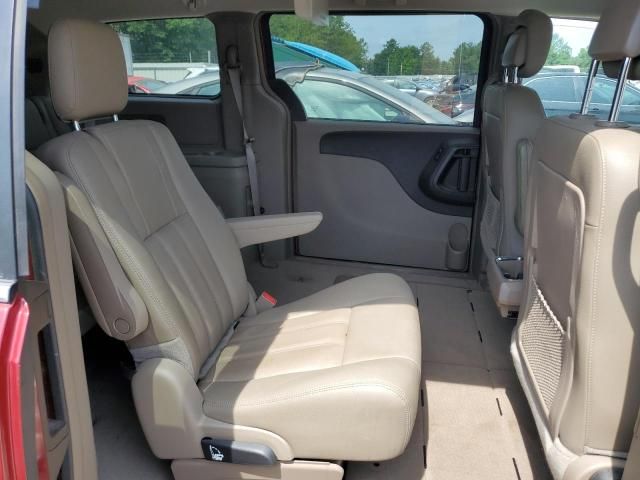 2015 Chrysler Town & Country LX