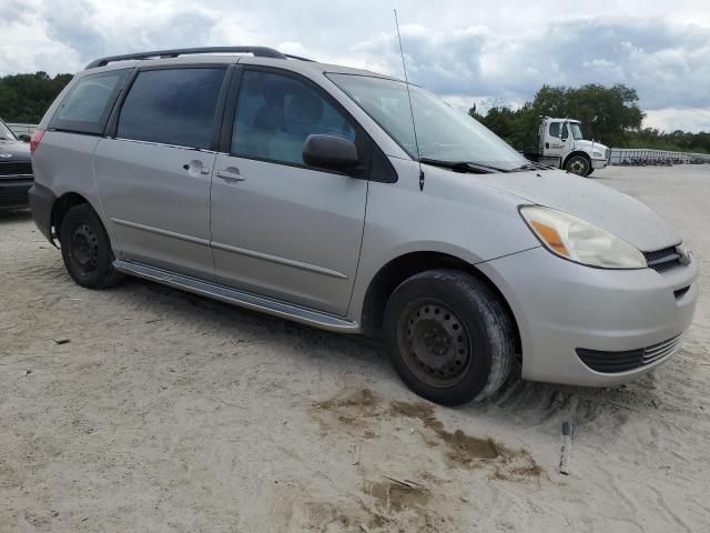 2004 Toyota Sienna CE