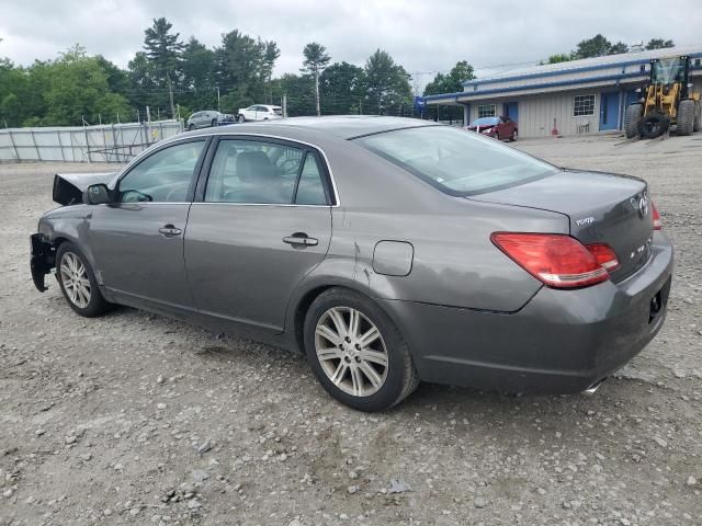 2005 Toyota Avalon XL