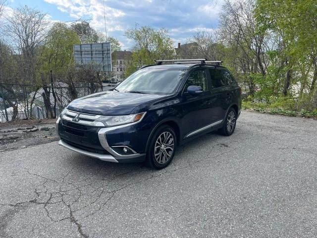 2016 Mitsubishi Outlander SE