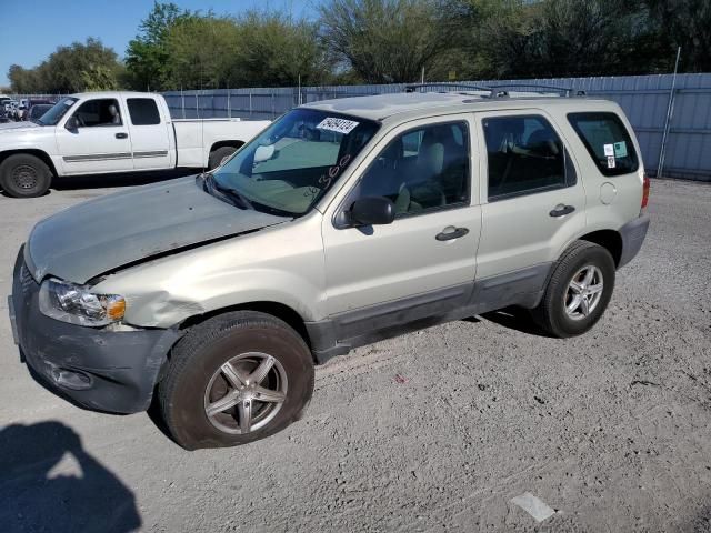 2005 Ford Escape XLS