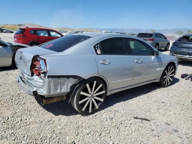 2005 Mitsubishi Galant ES Medium