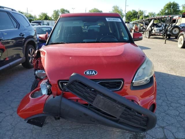 2013 KIA Soul +