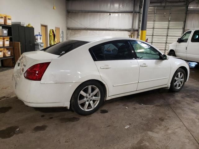 2005 Nissan Maxima SE