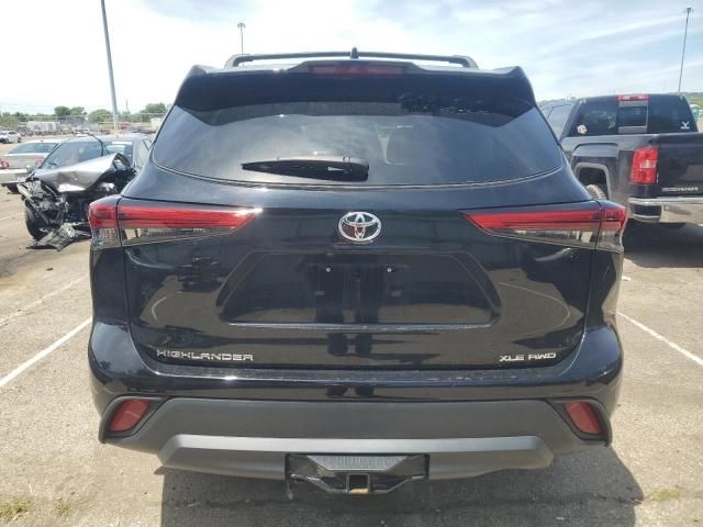 2022 Toyota Highlander XLE