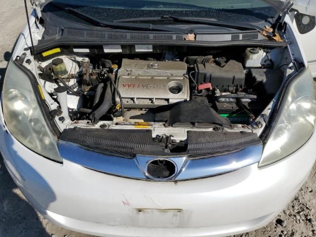 2006 Toyota Sienna XLE