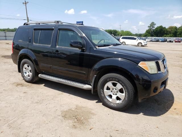 2007 Nissan Pathfinder LE