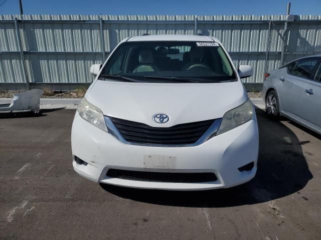 2012 Toyota Sienna LE