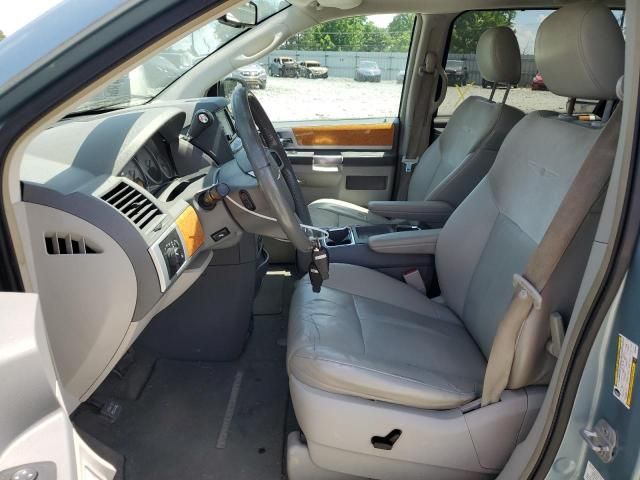 2008 Chrysler Town & Country Limited