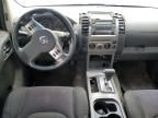 2005 Nissan Pathfinder LE