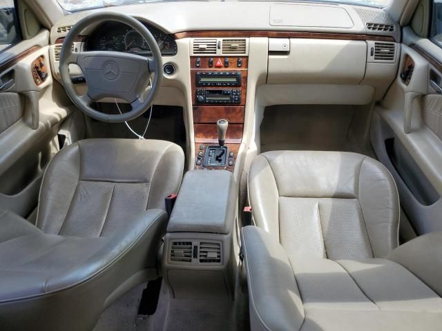 1998 Mercedes-Benz E 320