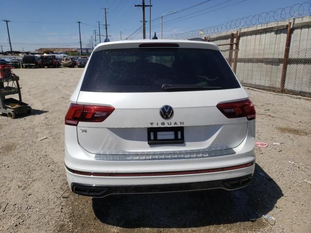 2023 Volkswagen Tiguan SE R-LINE Black