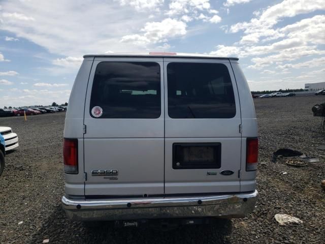 2011 Ford Econoline E350 Super Duty Wagon