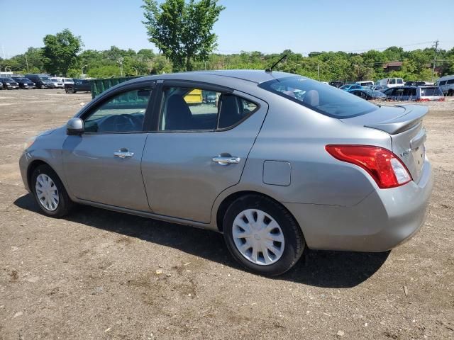 2013 Nissan Versa S