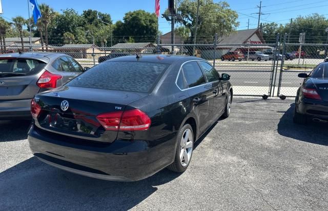 2014 Volkswagen Passat S