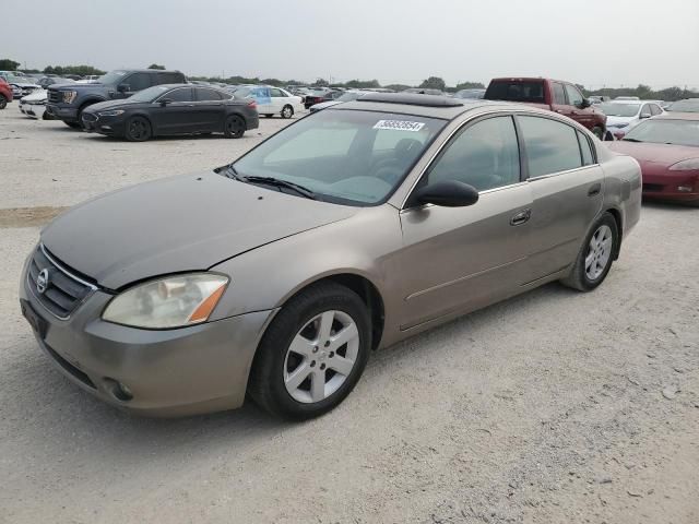 2003 Nissan Altima Base