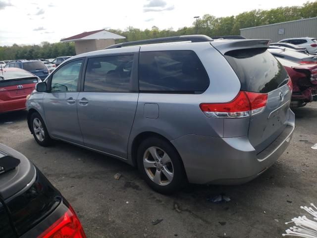 2011 Toyota Sienna LE