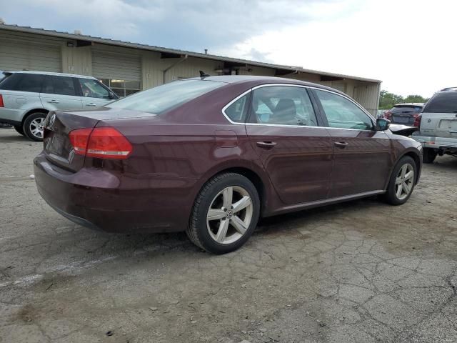 2013 Volkswagen Passat SE