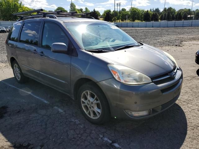 2005 Toyota Sienna XLE