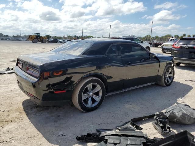 2016 Dodge Challenger SXT