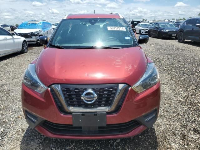 2020 Nissan Kicks SR