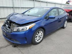 KIA Vehiculos salvage en venta: 2017 KIA Forte LX