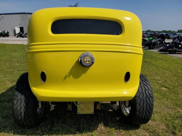 1934 Ford Coup