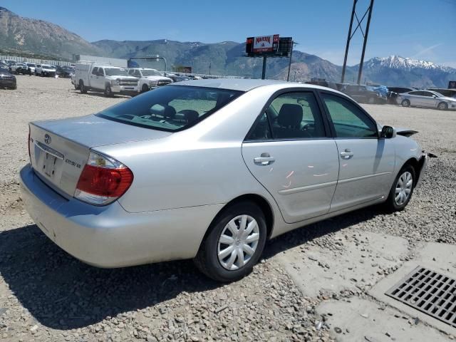 2005 Toyota Camry LE