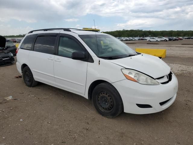 2009 Toyota Sienna CE