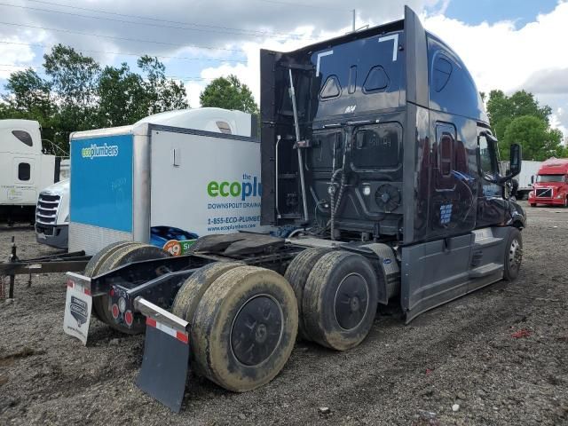 2022 Freightliner Cascadia 126