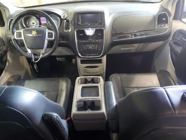 2012 Chrysler Town & Country Touring