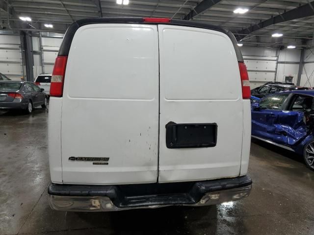 2013 Chevrolet Express G2500