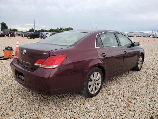 2005 Toyota Avalon XL