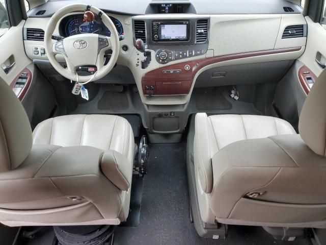 2014 Toyota Sienna XLE