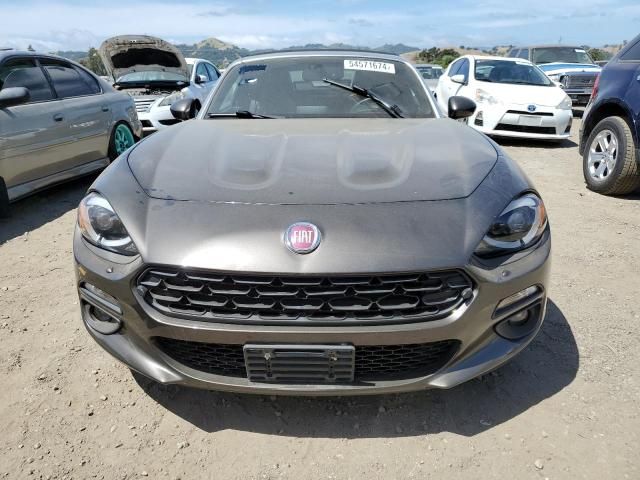 2017 Fiat 124 Spider Classica