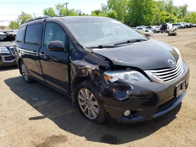 2017 Toyota Sienna XLE