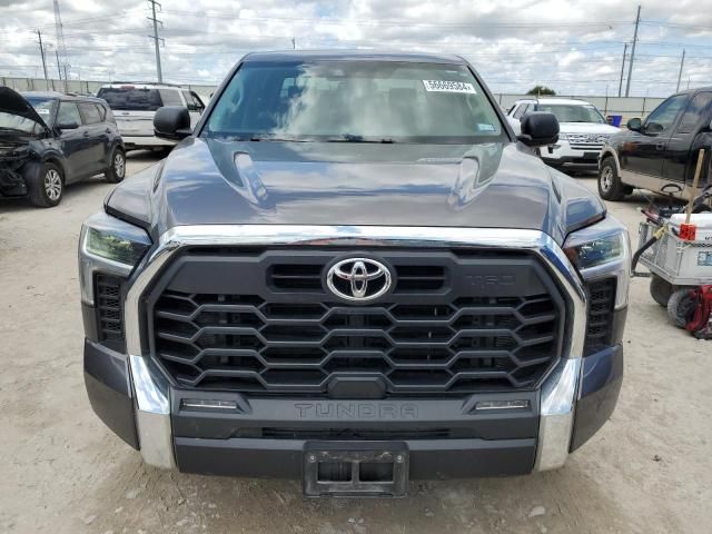 2022 Toyota Tundra Crewmax SR