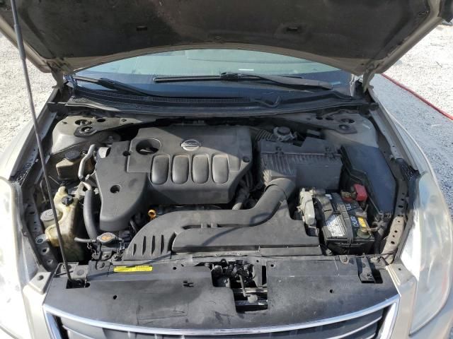 2010 Nissan Altima Base