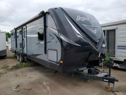 Camiones dañados por inundaciones a la venta en subasta: 2014 Aerolite Trailer