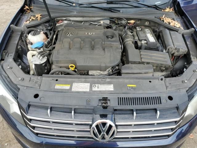 2015 Volkswagen Passat SE