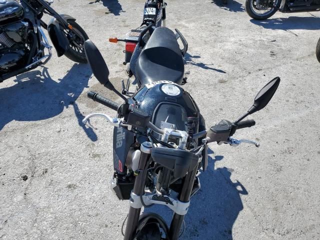 2016 Aprilia Shiver 750