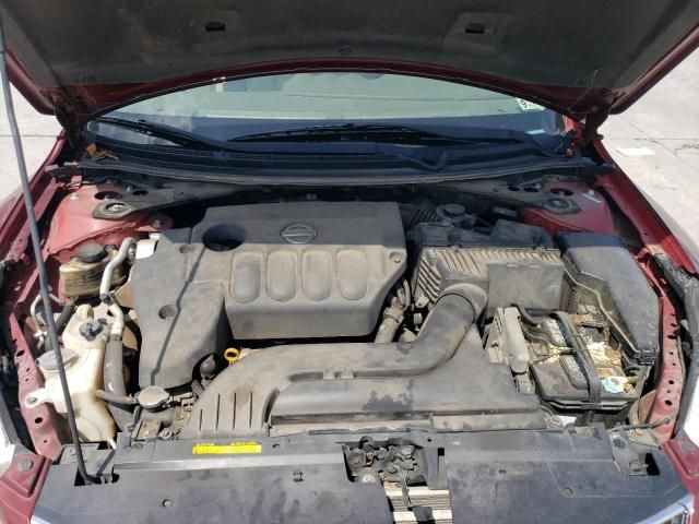 2010 Nissan Altima Base