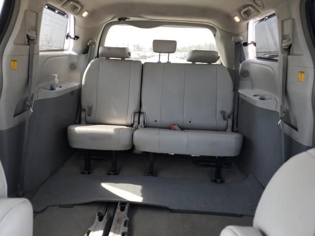 2012 Toyota Sienna XLE