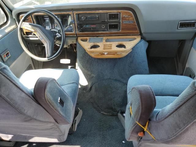 1988 Ford Econoline E150 Van