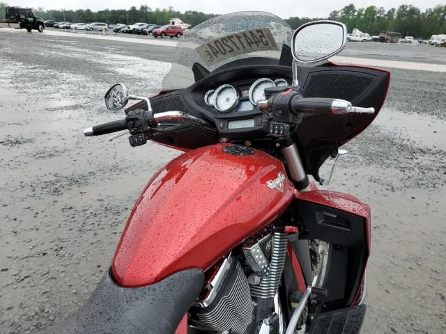 2013 Victory Cross Country Touring