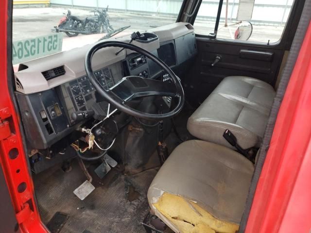 1998 International 4000 4700