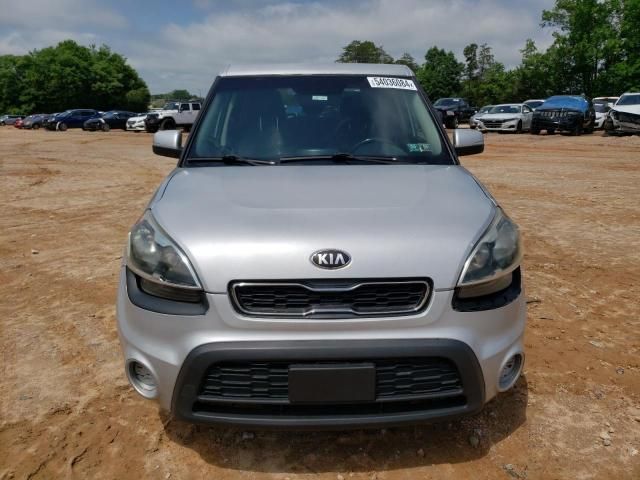 2013 KIA Soul +