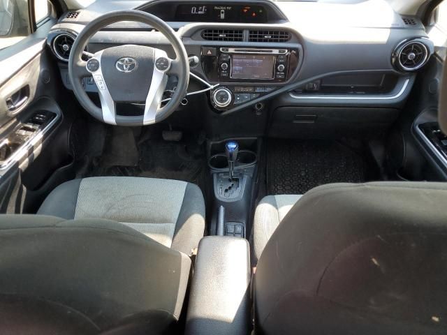 2016 Toyota Prius C