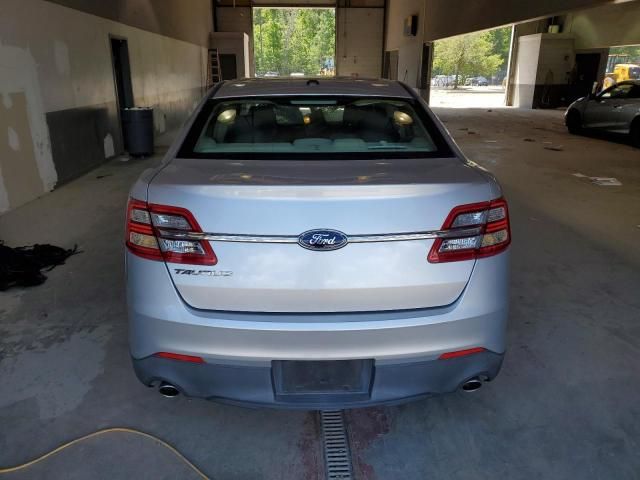 2013 Ford Taurus SE