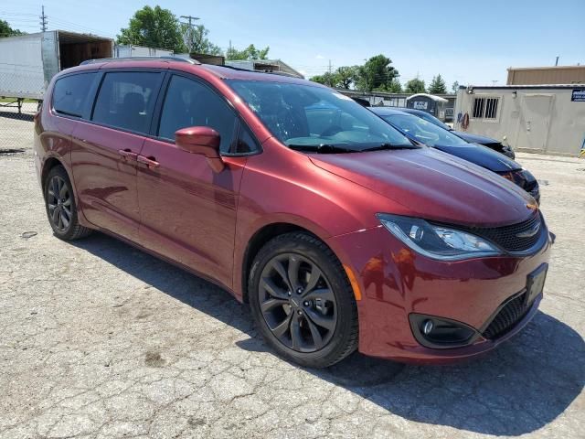 2020 Chrysler Pacifica Touring L Plus